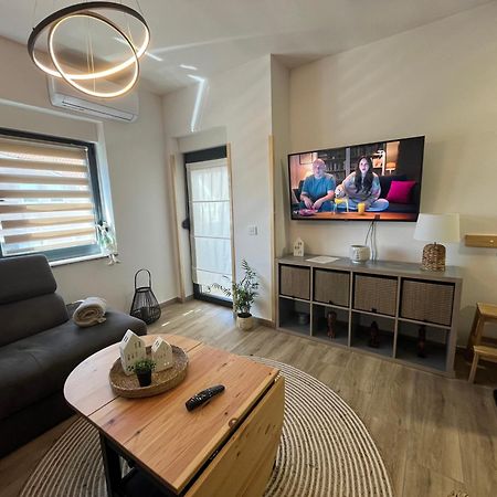 Apartman Sandra ノヴァ・グラディシュカ エクステリア 写真